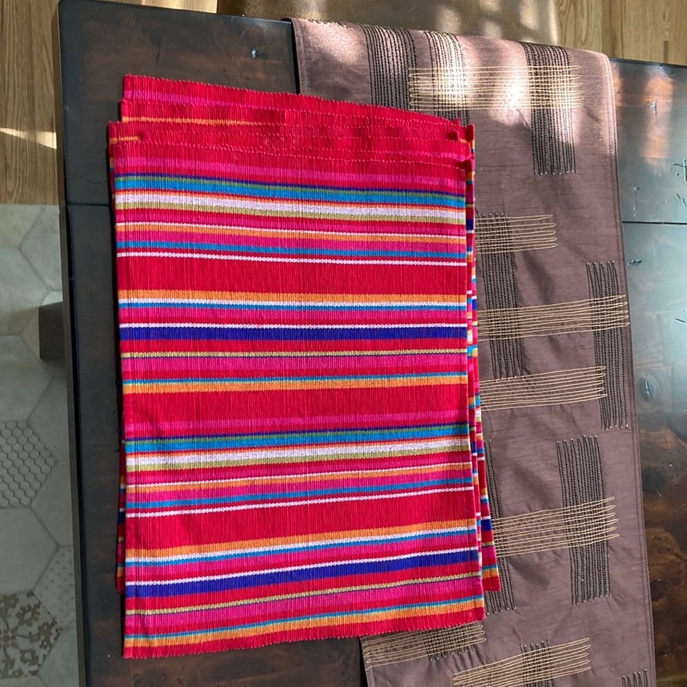 6 placemats